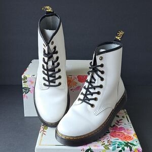 Dr. Martens Zavala Combat Boots White Leather Contrast Lace-Up Womens 6 M Doc